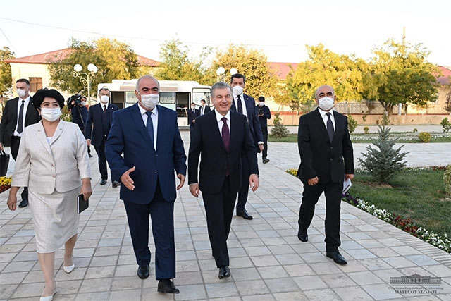 Президент Қашқадарёга ташрифлари чоғида вилоят қатағон қурбонлари хотираси музейини бориб кўрди